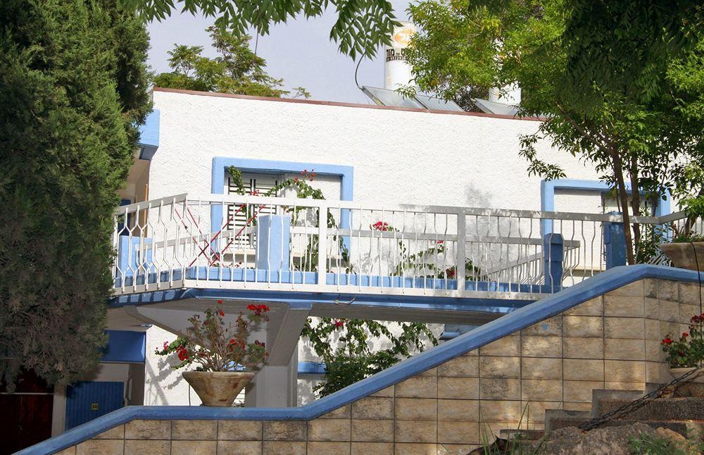 Travel Hotel Gesher Haziv Exterior photo