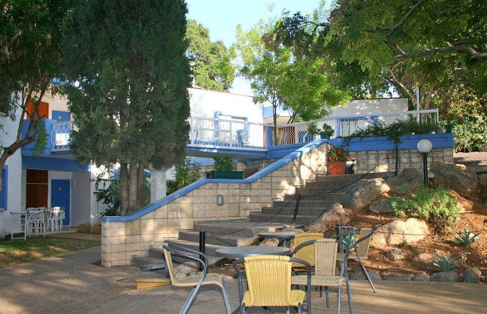 Travel Hotel Gesher Haziv Exterior photo